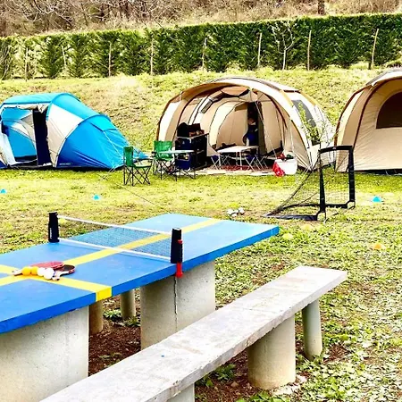Kamping Lakoza Luxury tent
